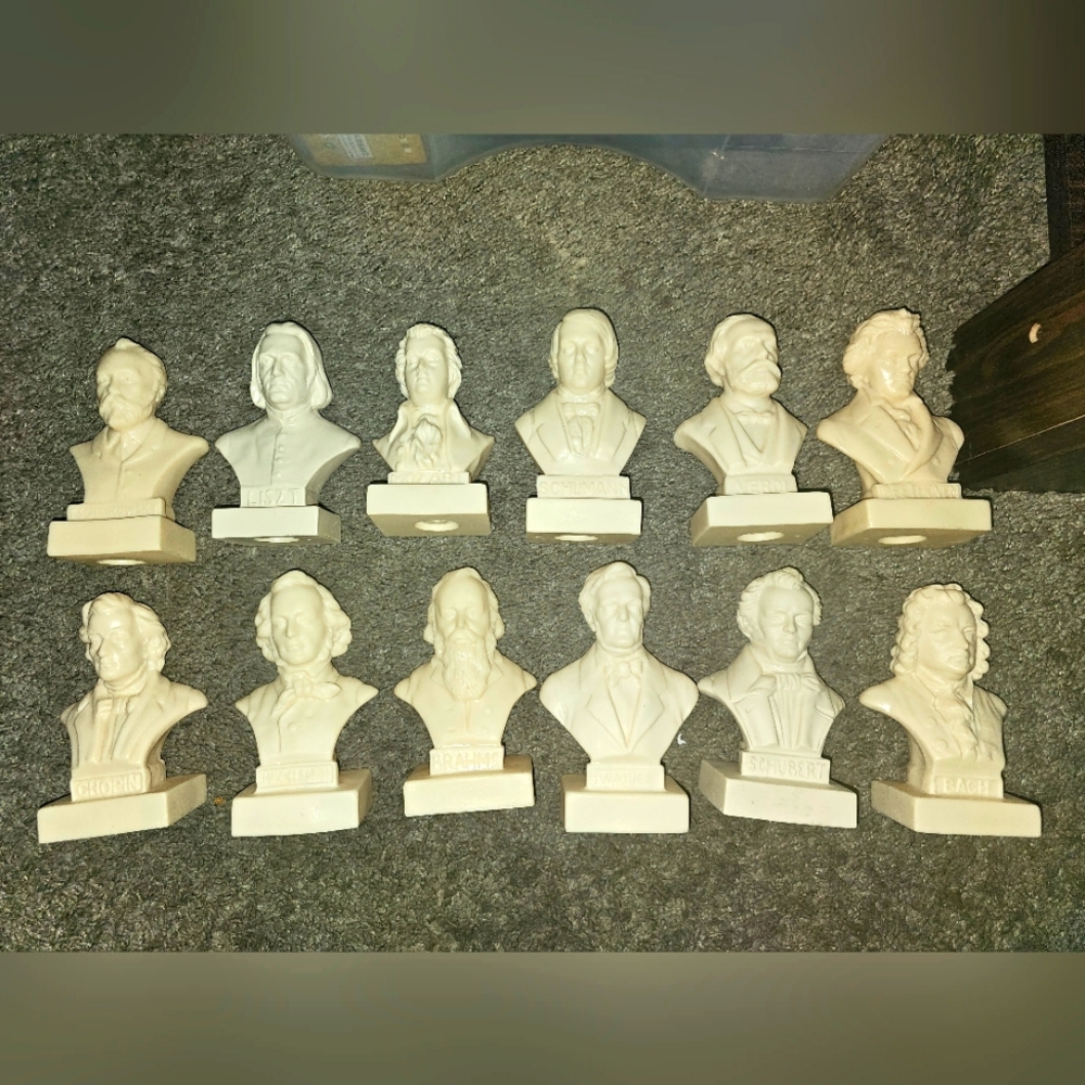 Halbe Composers Composer Busts, Set of 12